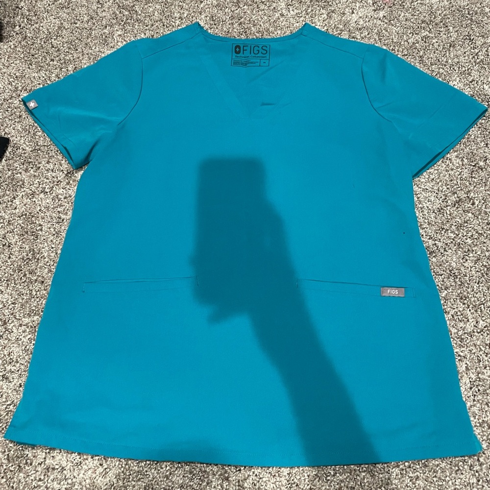 Teal figs Medium top